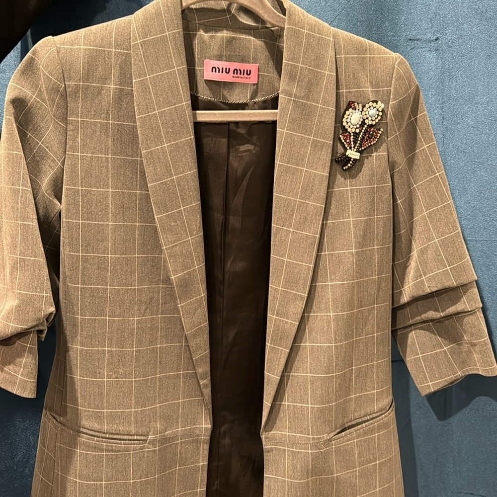 A great original Miu Miu Blazer Size Small